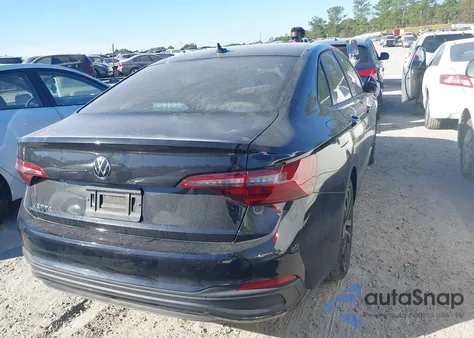 2023 Volkswagen Jetta 1.5T Sport z USA, uszkodzony, nr VIN 3VWBM7BUXPM050091